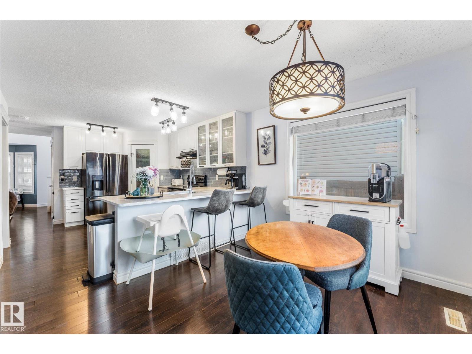 35 SPRUCE VILLAGE DR E, Spruce Grove