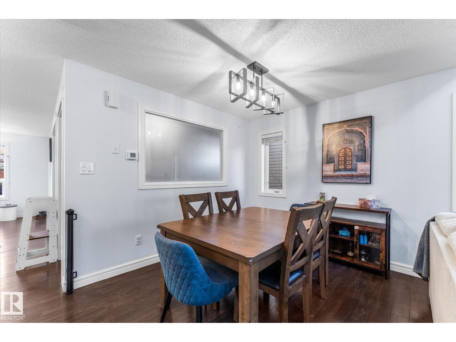 35 SPRUCE VILLAGE DR E, Spruce Grove