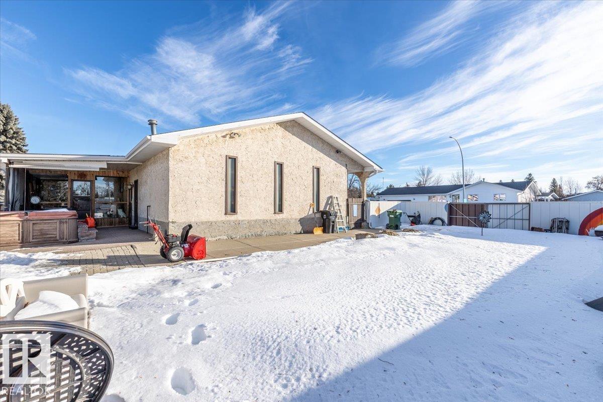 23 ALLEN PL, Leduc