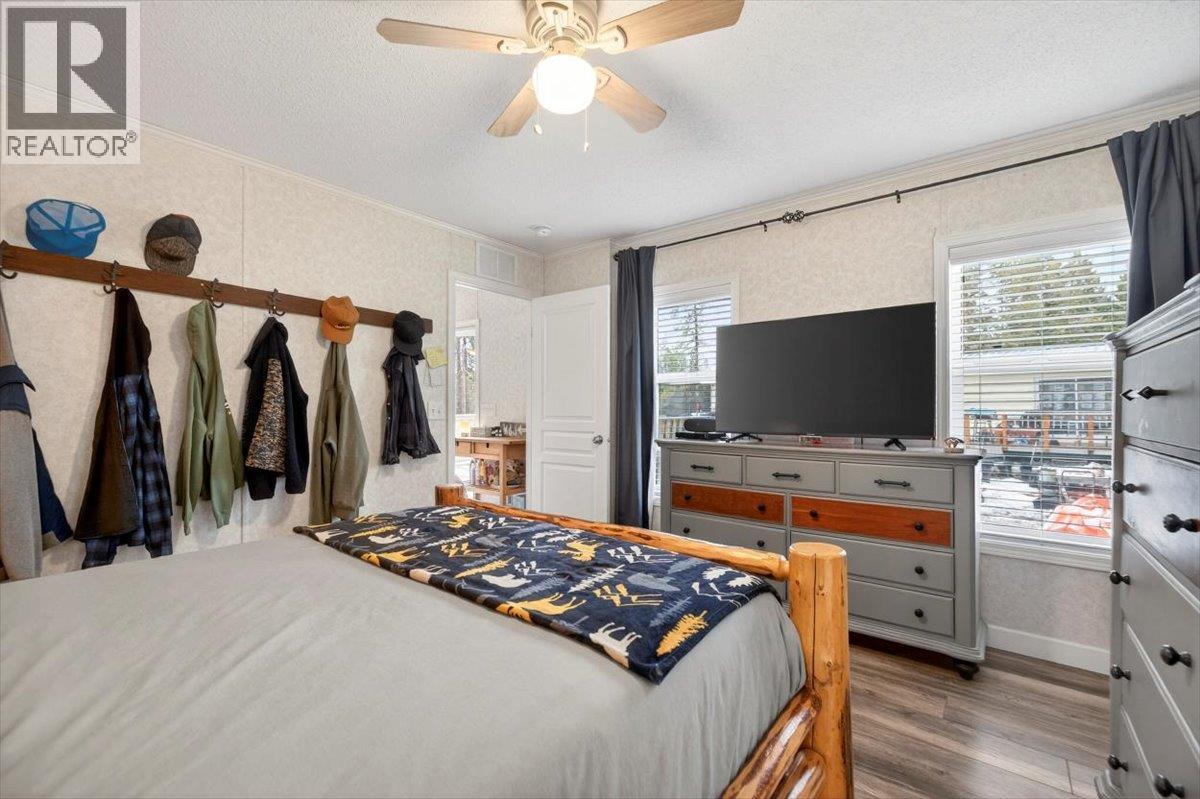 #2 8470 CAITHNESS ROAD - 18