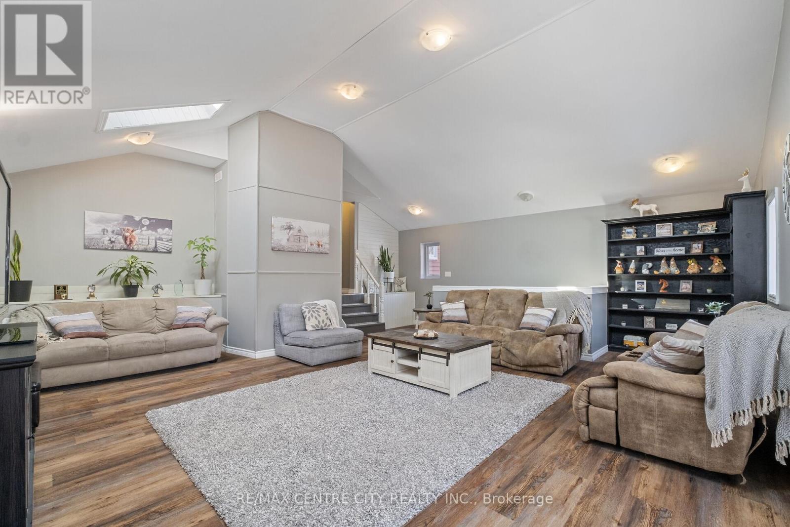 89482 BELMORE LINE Property Photo