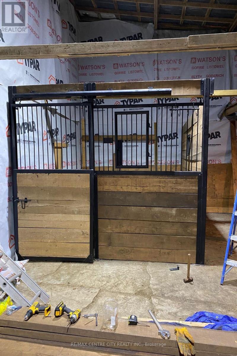 89482 BELMORE LINE Property Photo