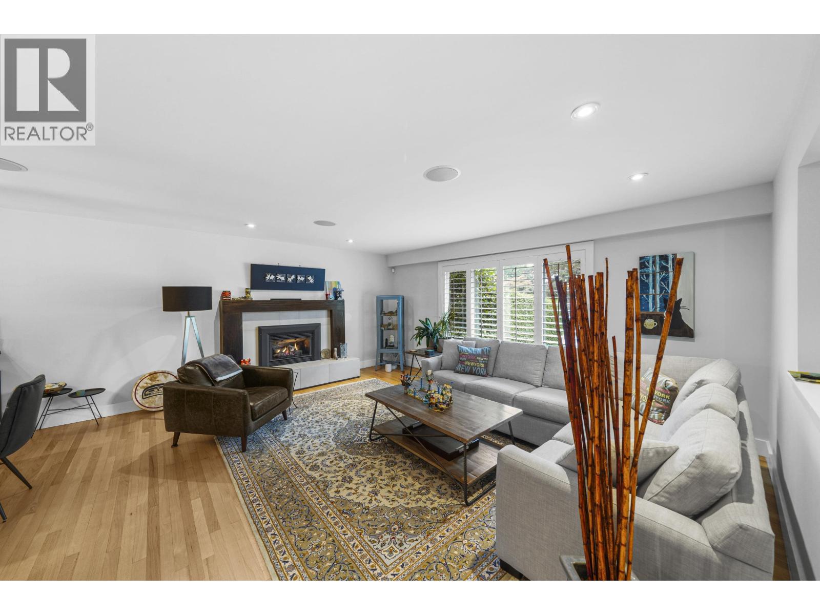 5154 RANGER AVENUE, North Vancouver