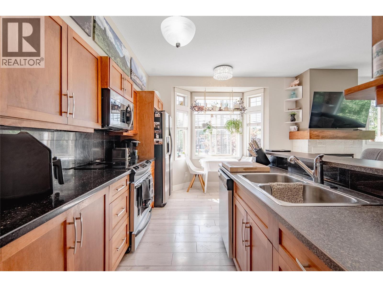 101 952 Lawson Avenue, Kelowna