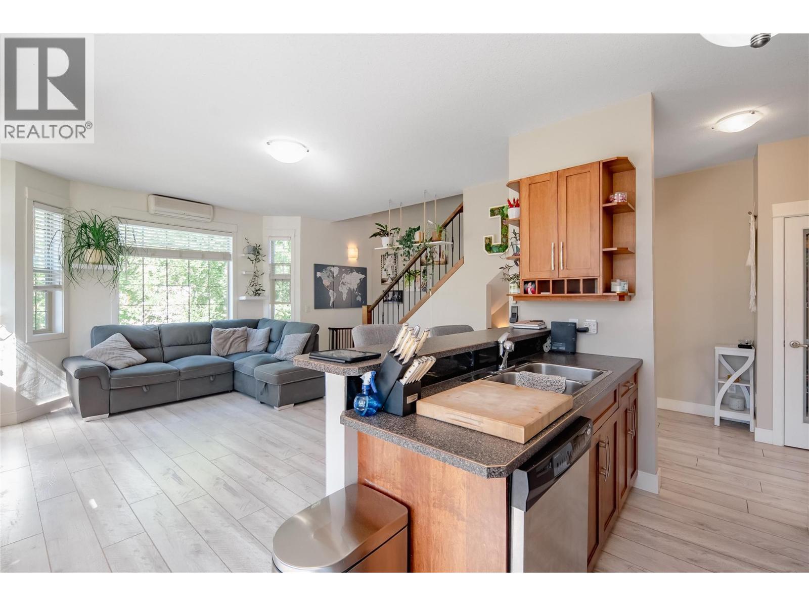 101 952 Lawson Avenue, Kelowna