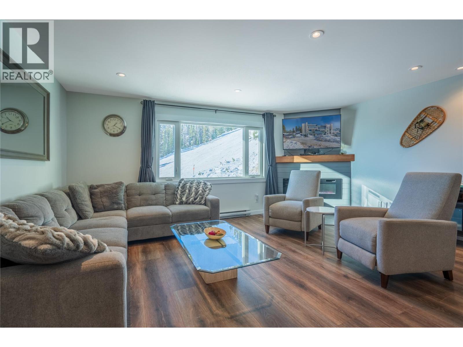 B6 7375 Porcupine Road, Big White