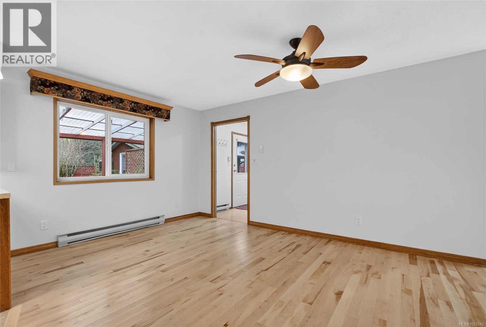 8071 Queen St, Crofton