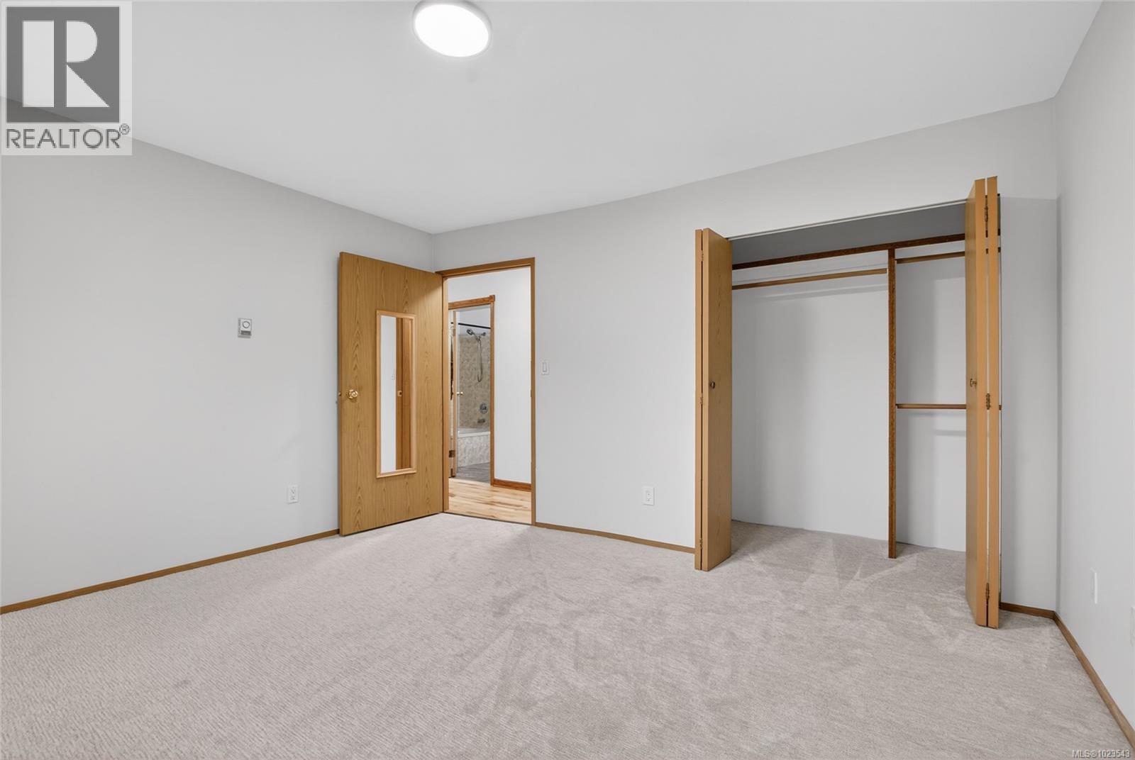 8071 Queen St, Crofton