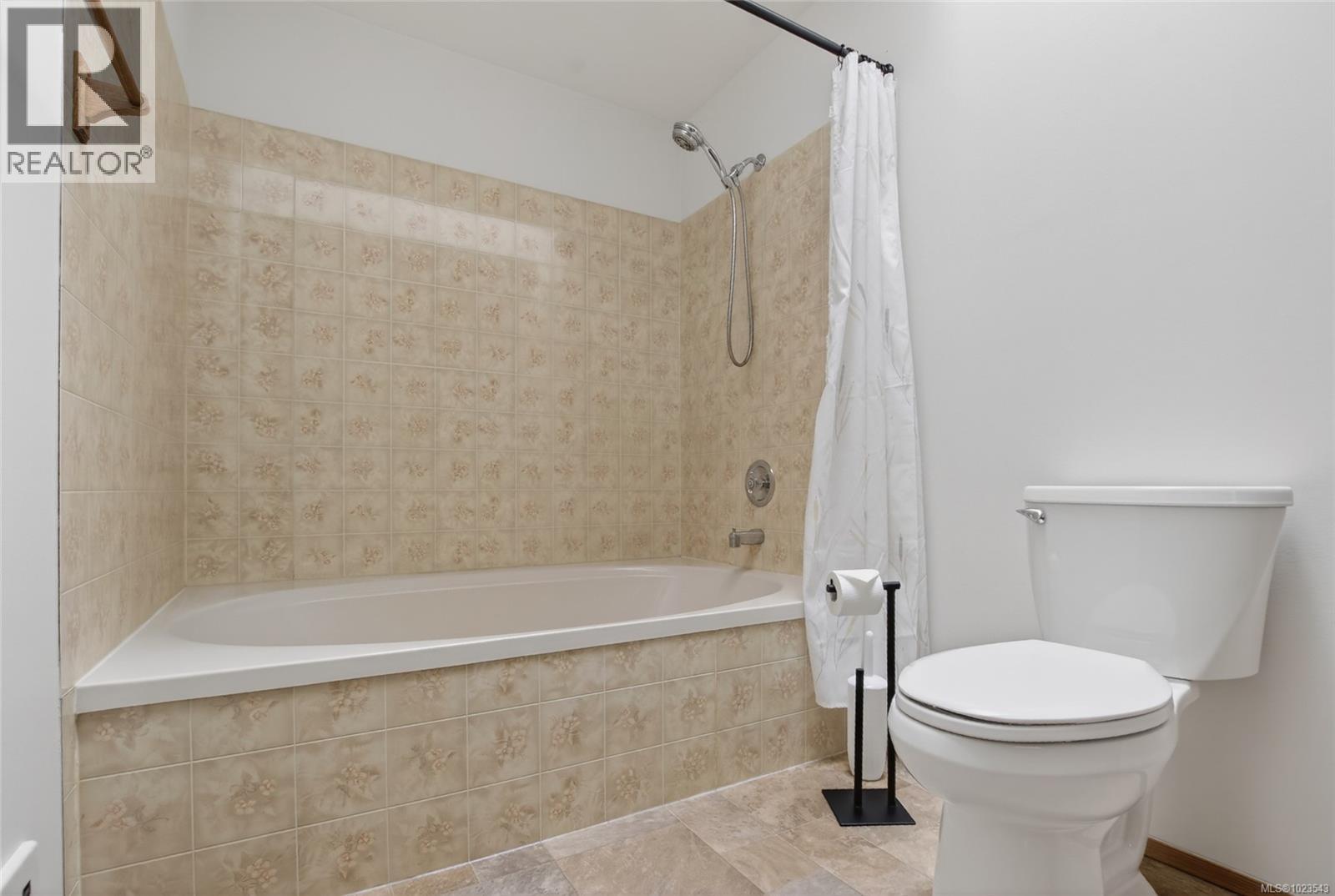 8071 Queen St, Crofton