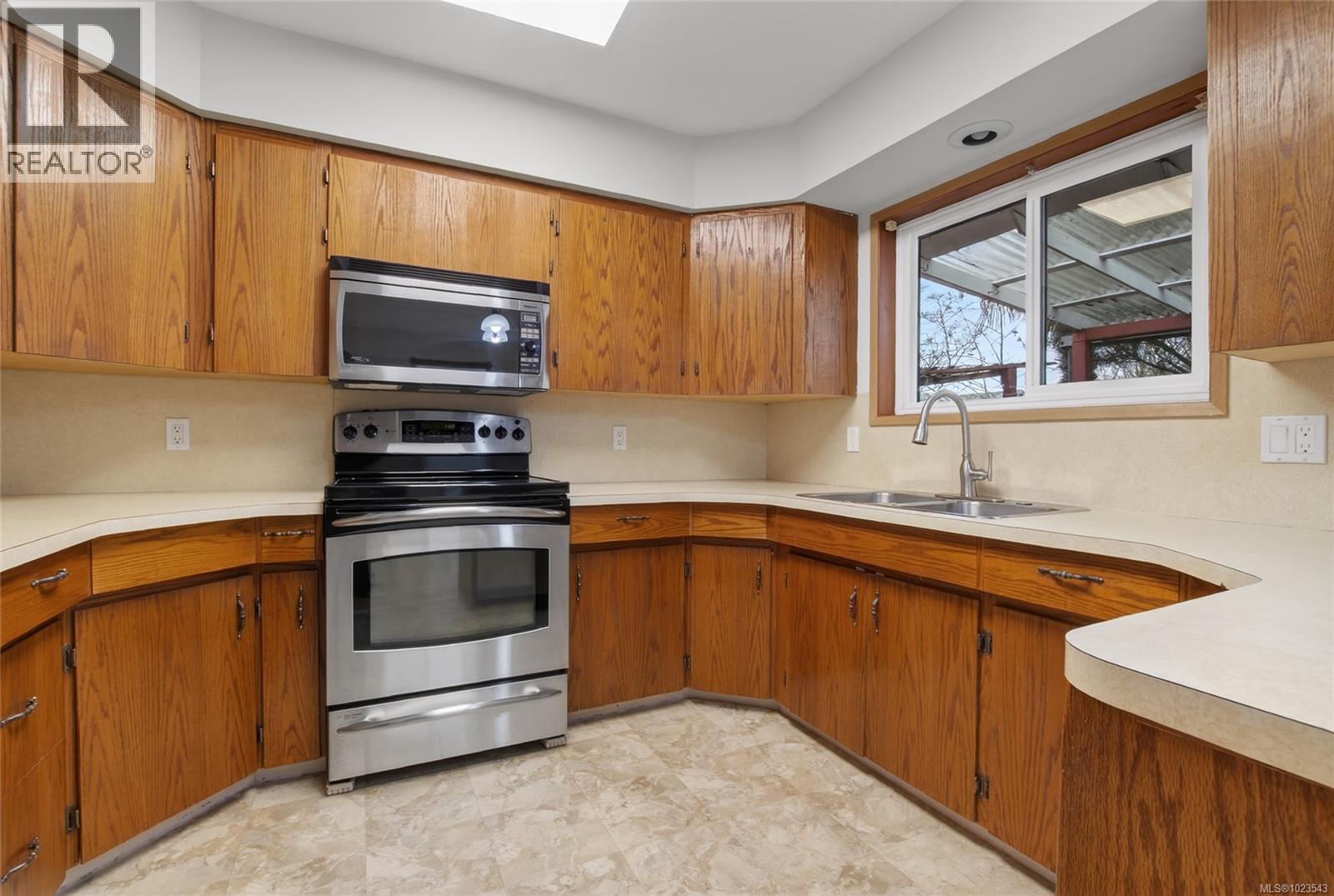 8071 Queen St, Crofton