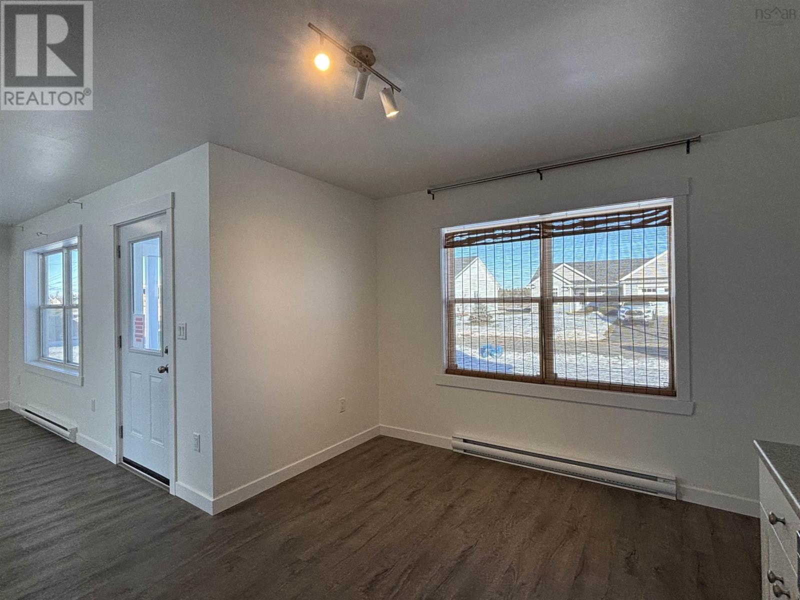 Property 20 of 33 of 7 Fleming Street