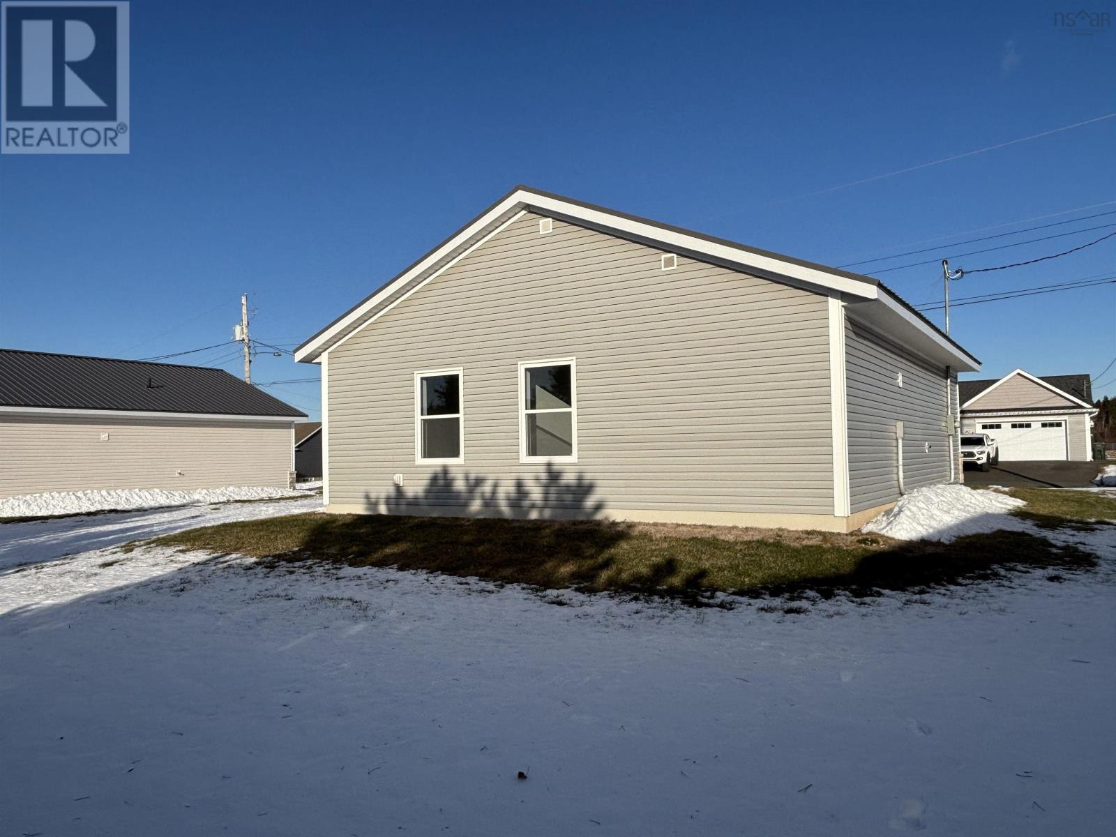 7 Fleming Street - Photo 5 of 34, Amherst, Nova Scotia