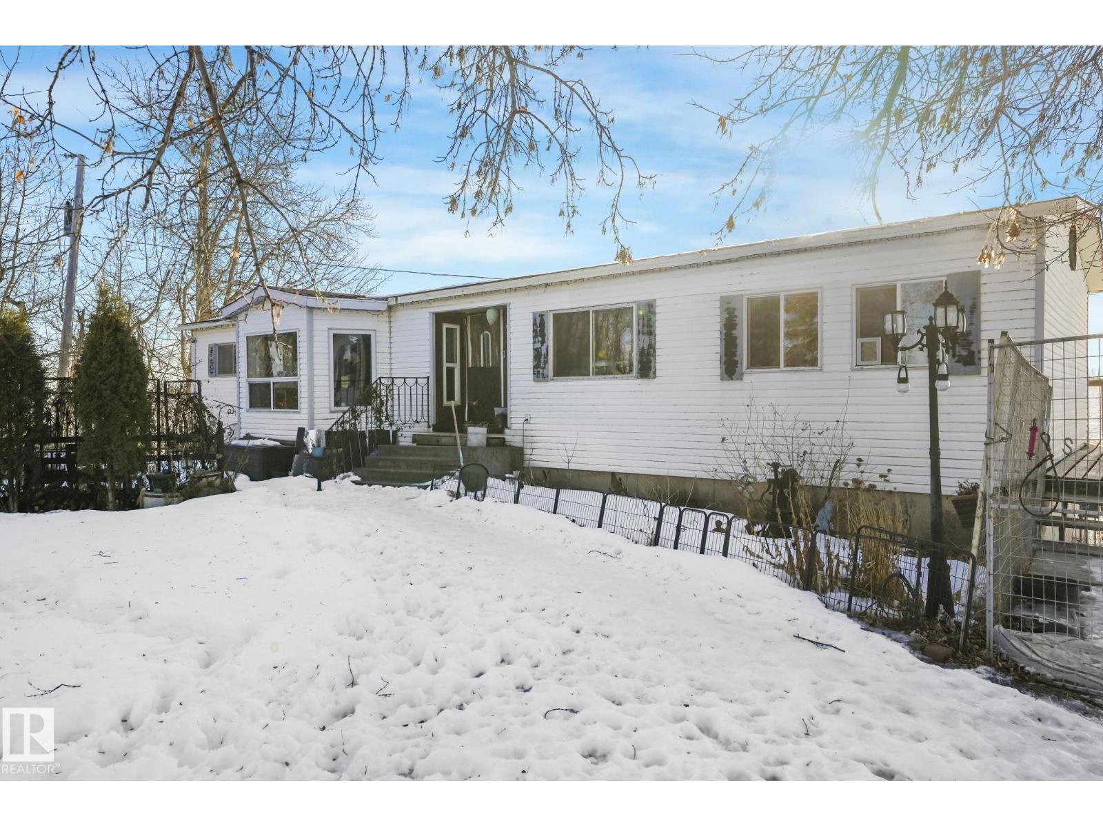 22545 TWP ROAD 512, Rural Strathcona County