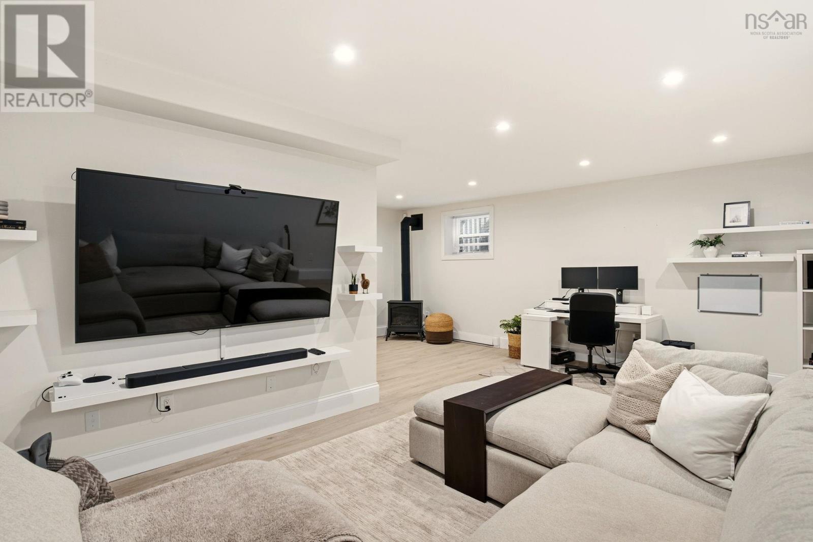 Property 20 of 31 of 883 Mineville Road