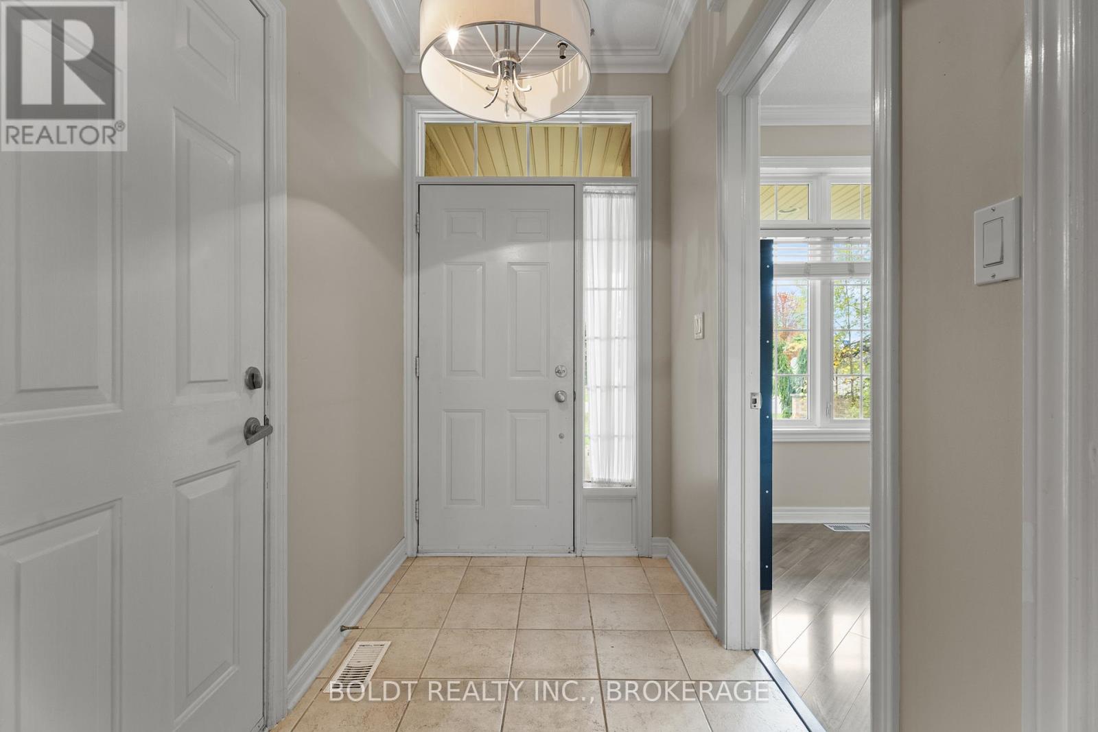 8 Willowlanding photo 2