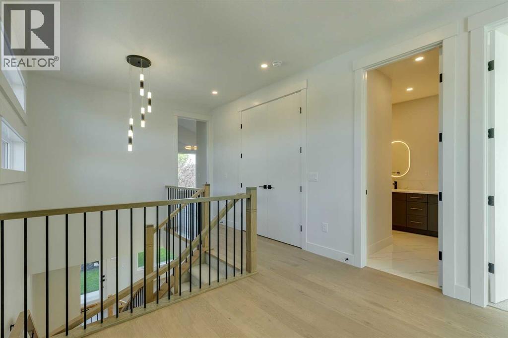 Single Family House for Sale in   Avenue NW Banff Trail Calgary 