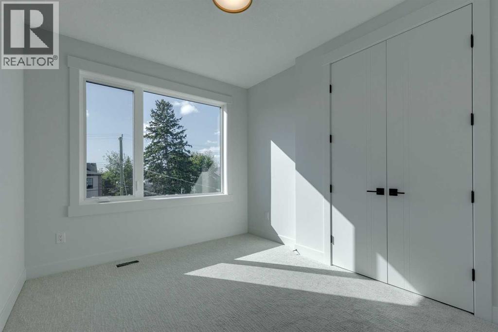 Single Family House for Sale in   Avenue NW Banff Trail Calgary 