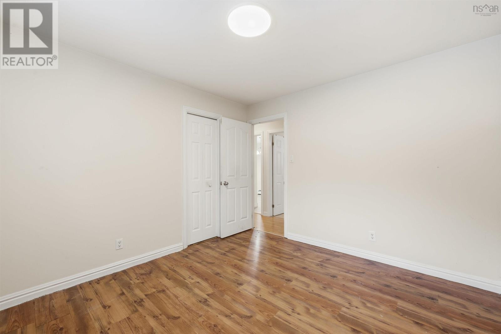 Property 22 of 46 of 64 Meadowbrook Drive