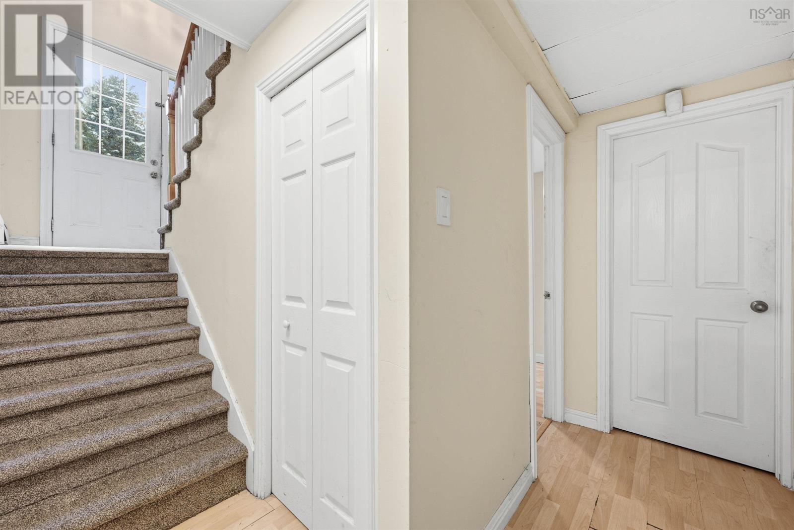 Property 24 of 46 of 64 Meadowbrook Drive