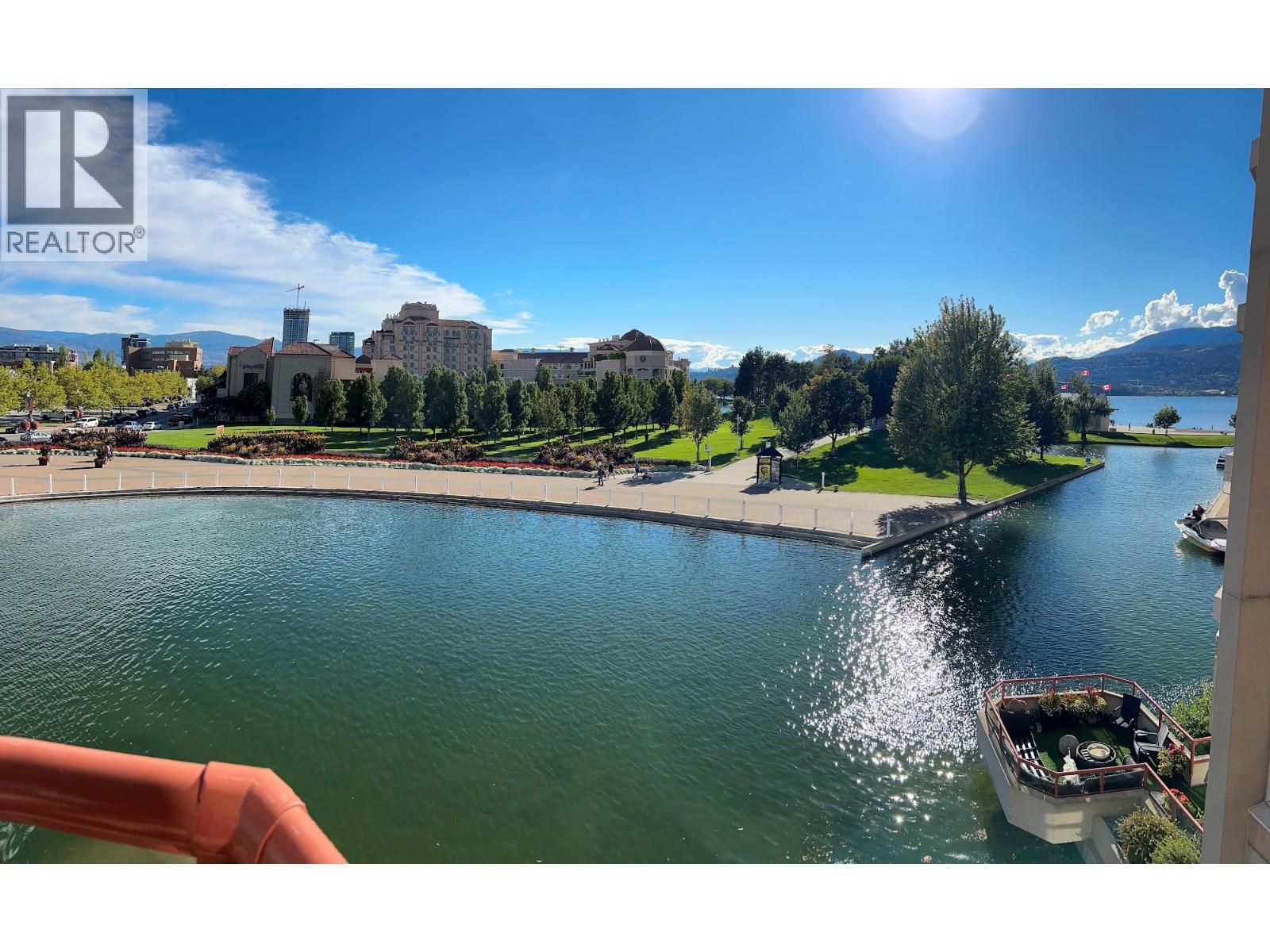 302 1160 Sunset Drive, Kelowna