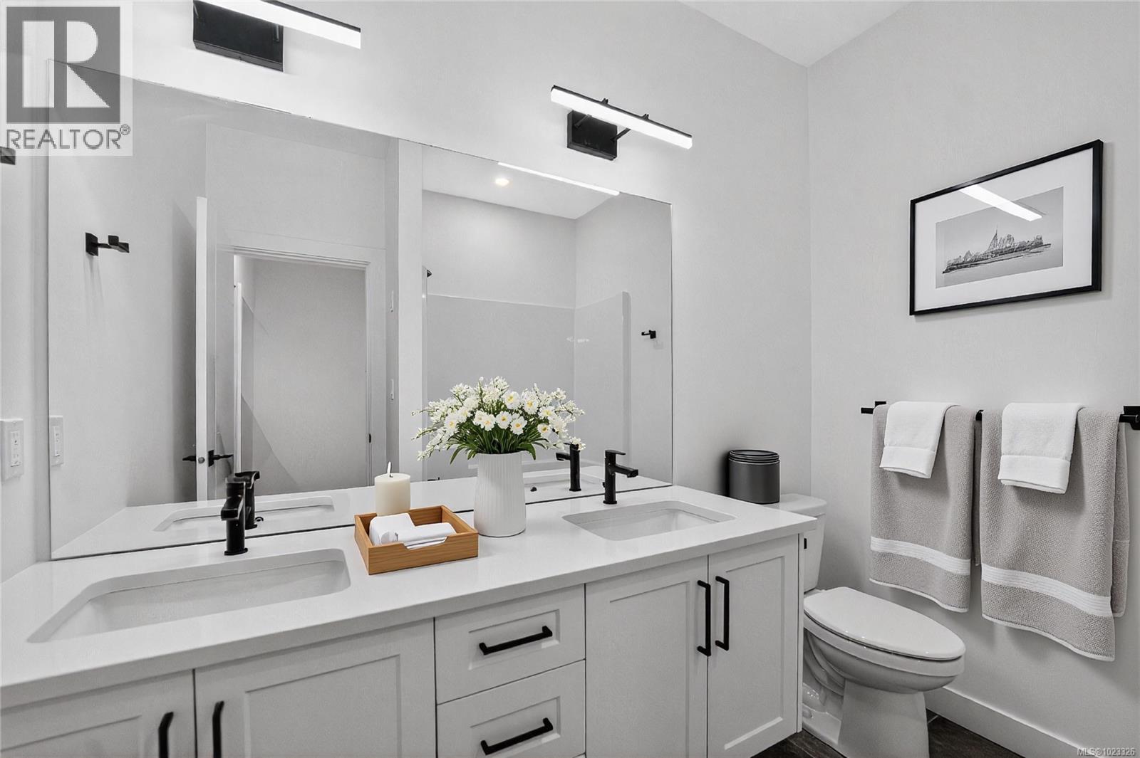 A 122 Plante Cres, Lake Cowichan