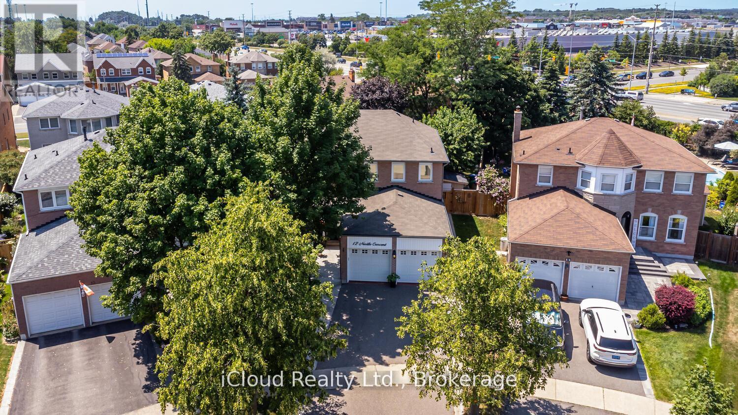 12 NEVILLE CRESCENT - 2