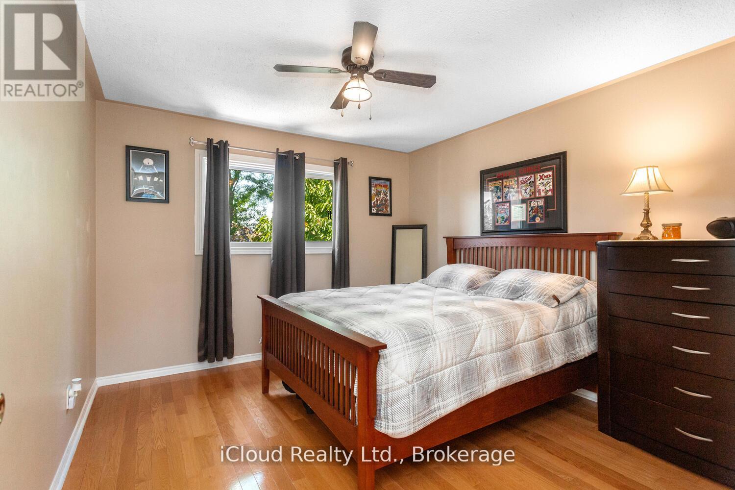 Single Family House for Sale in  NEVILLE CRESCENT Brampton (Westgate) 