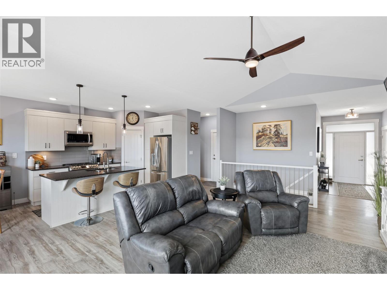 428 DALADON Drive - Photo 5 of 39, Logan Lake, British Columbia