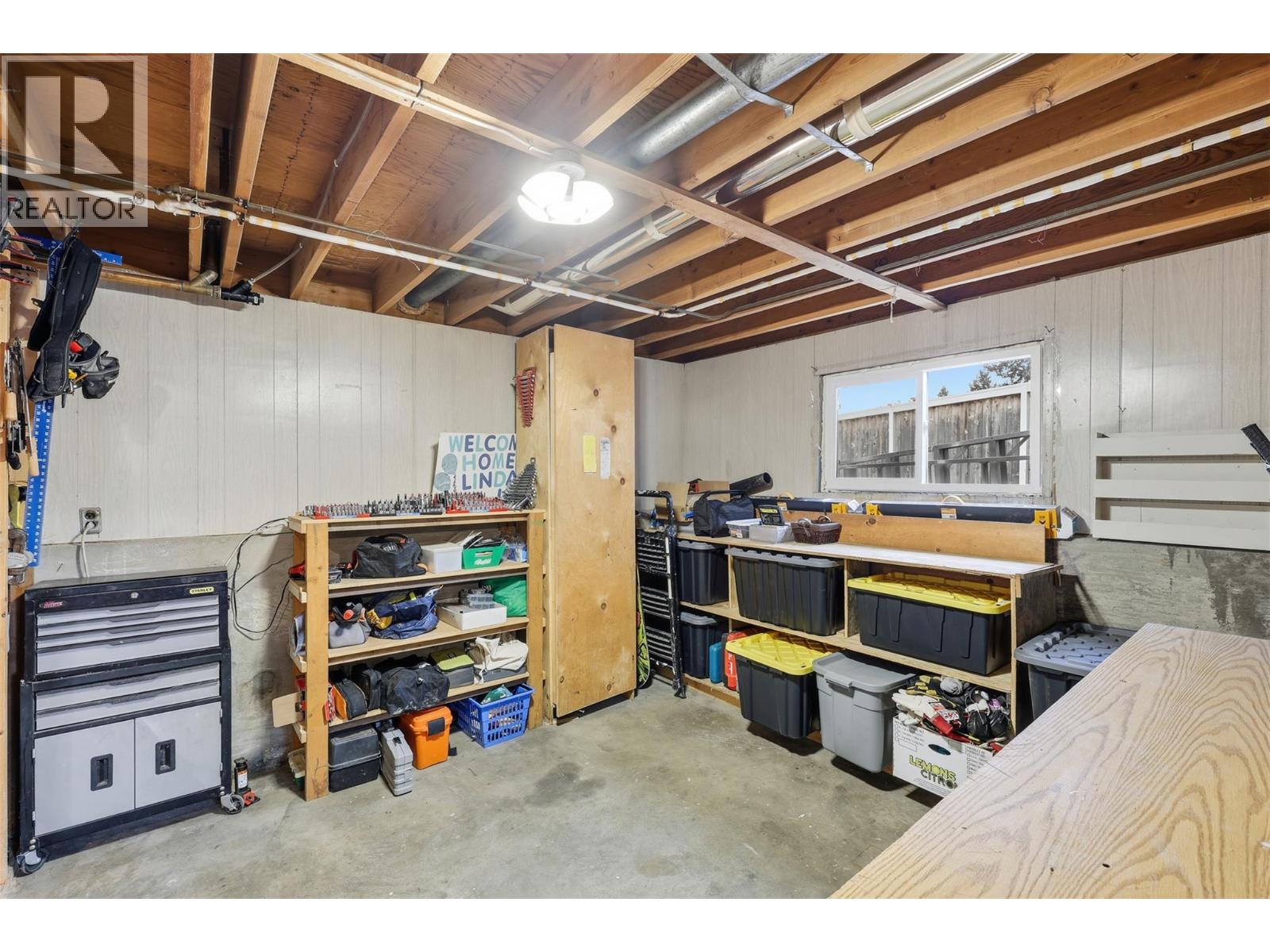 1009 CALMAR PLACE - 36