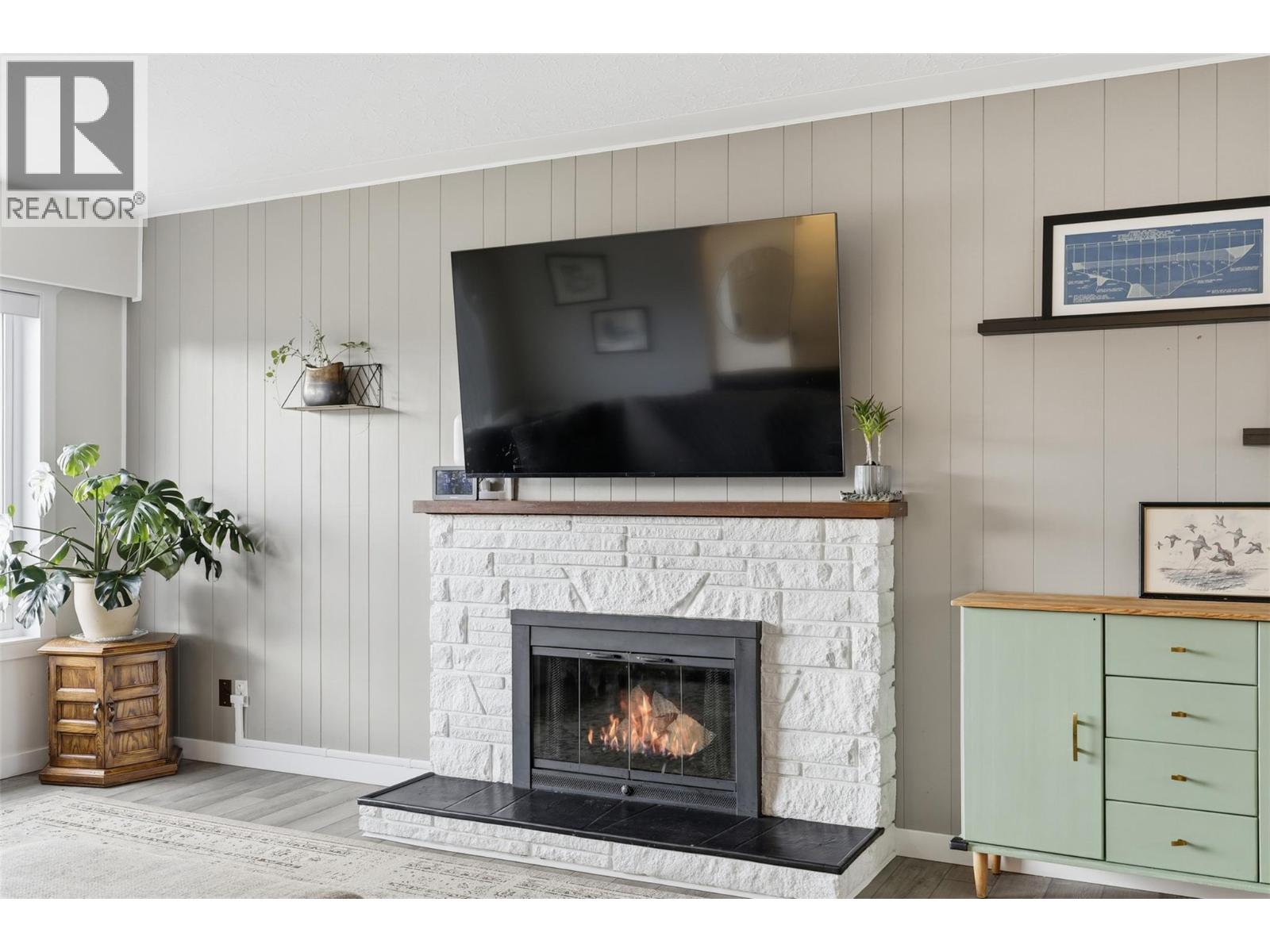 1009 CALMAR PLACE - 13