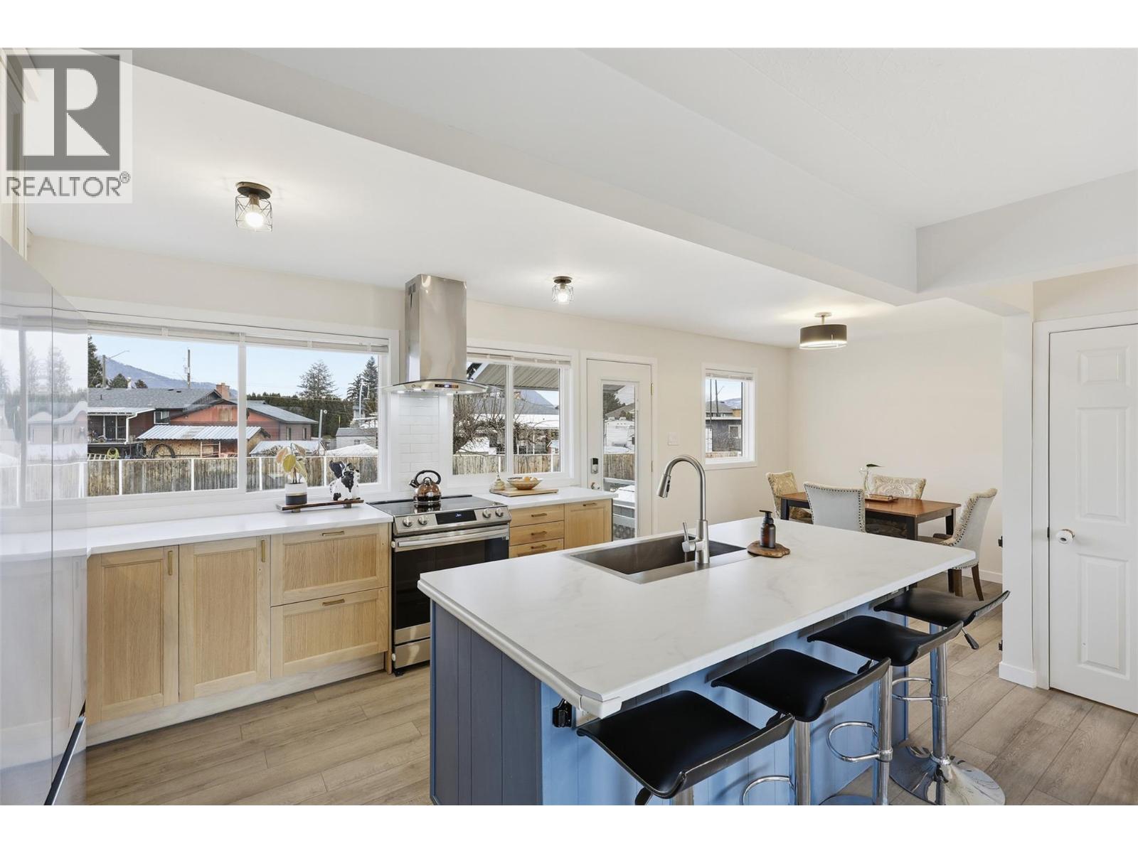 1009 CALMAR PLACE - 7