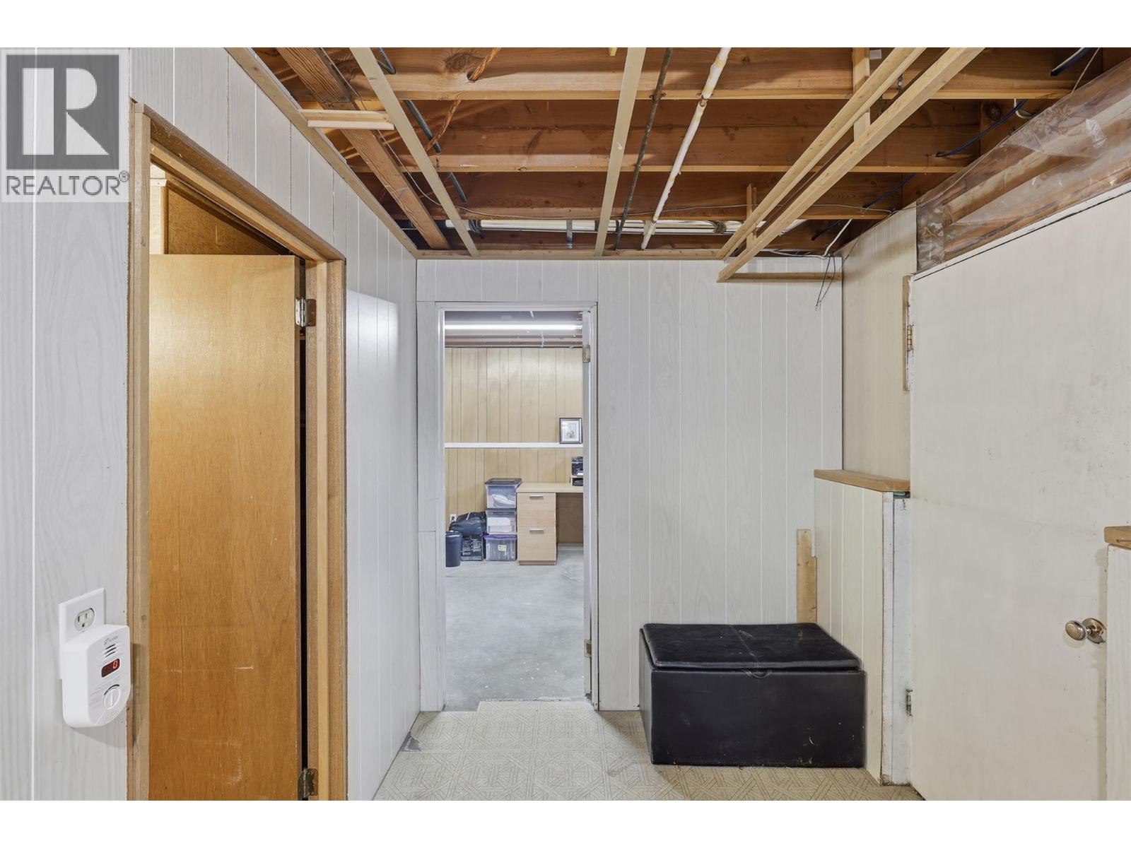 1009 CALMAR PLACE - 40