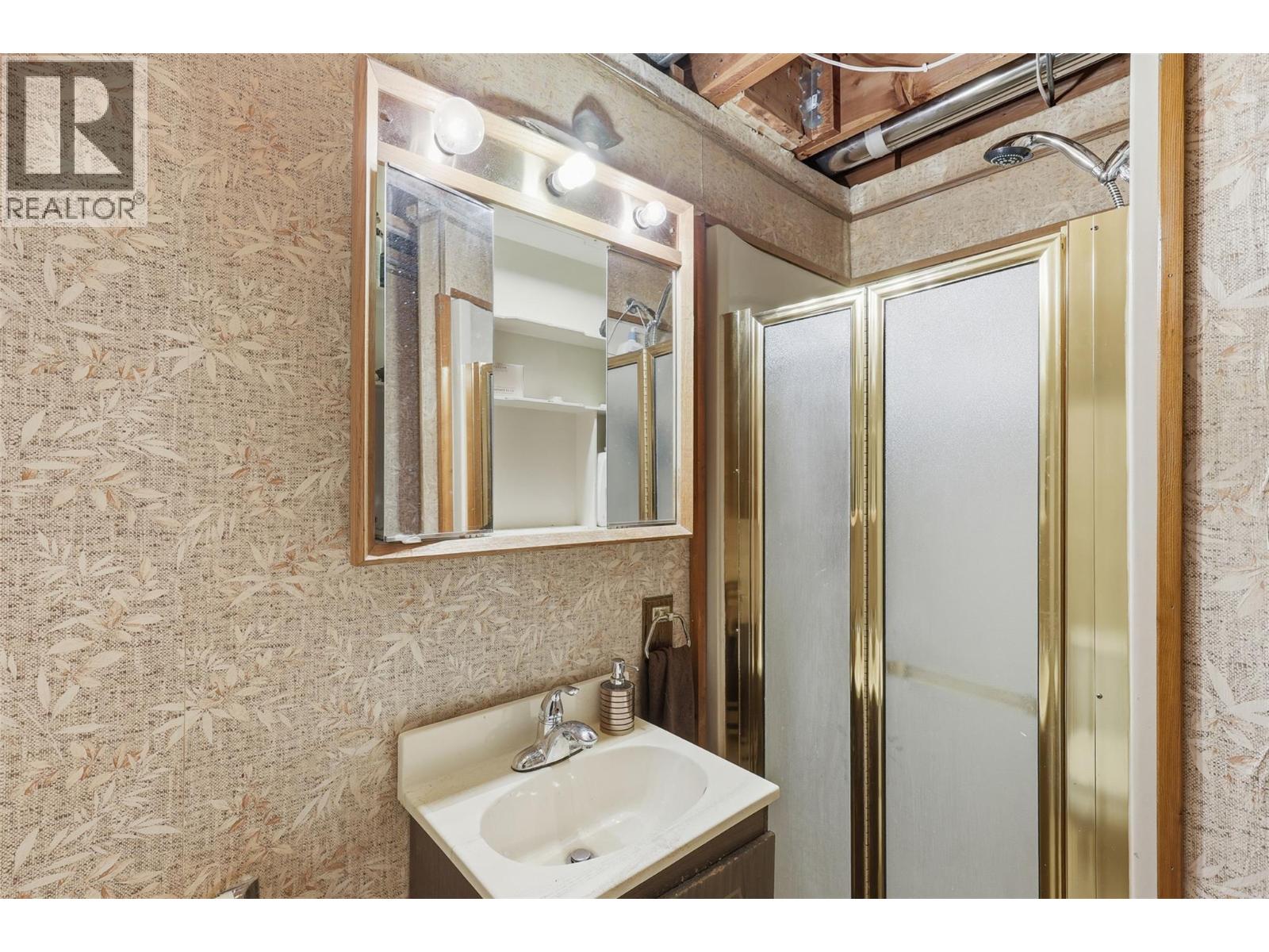 1009 CALMAR PLACE - 38