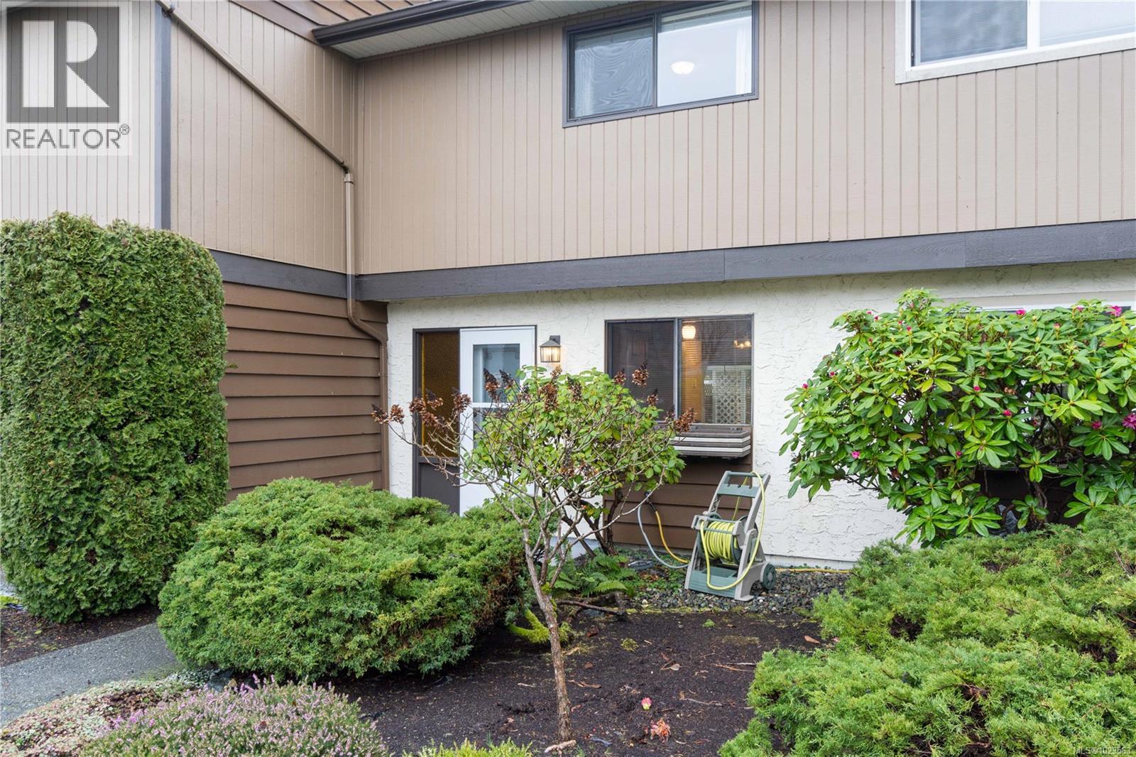 7 309 Moilliet St S, Parksville