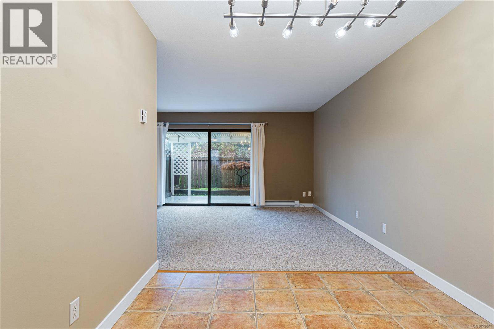 7 309 Moilliet St S, Parksville