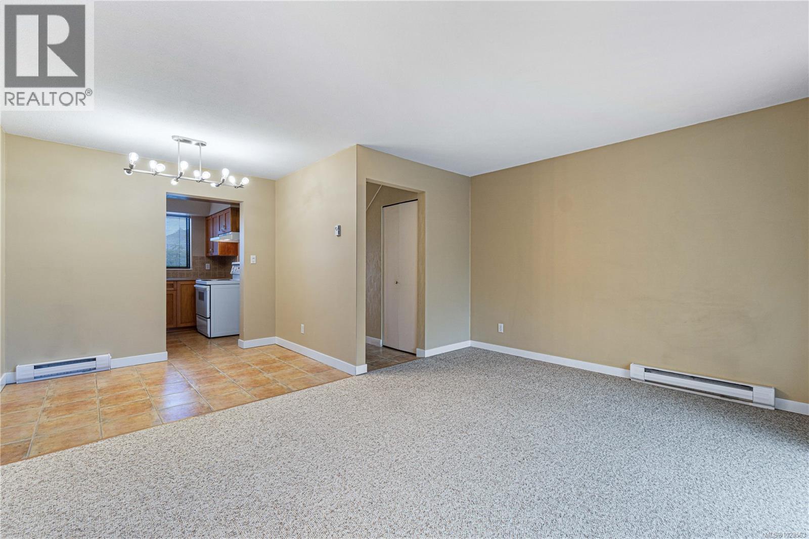 7 309 Moilliet St S, Parksville