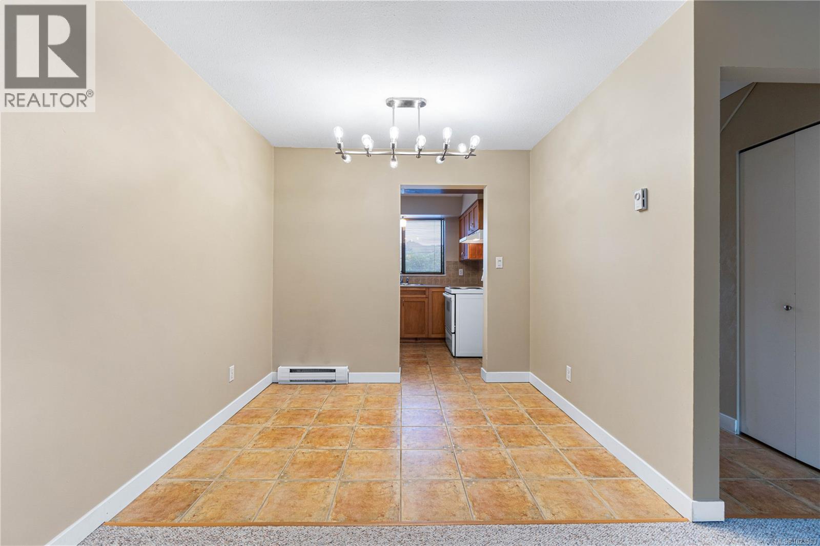 7 309 Moilliet St S, Parksville