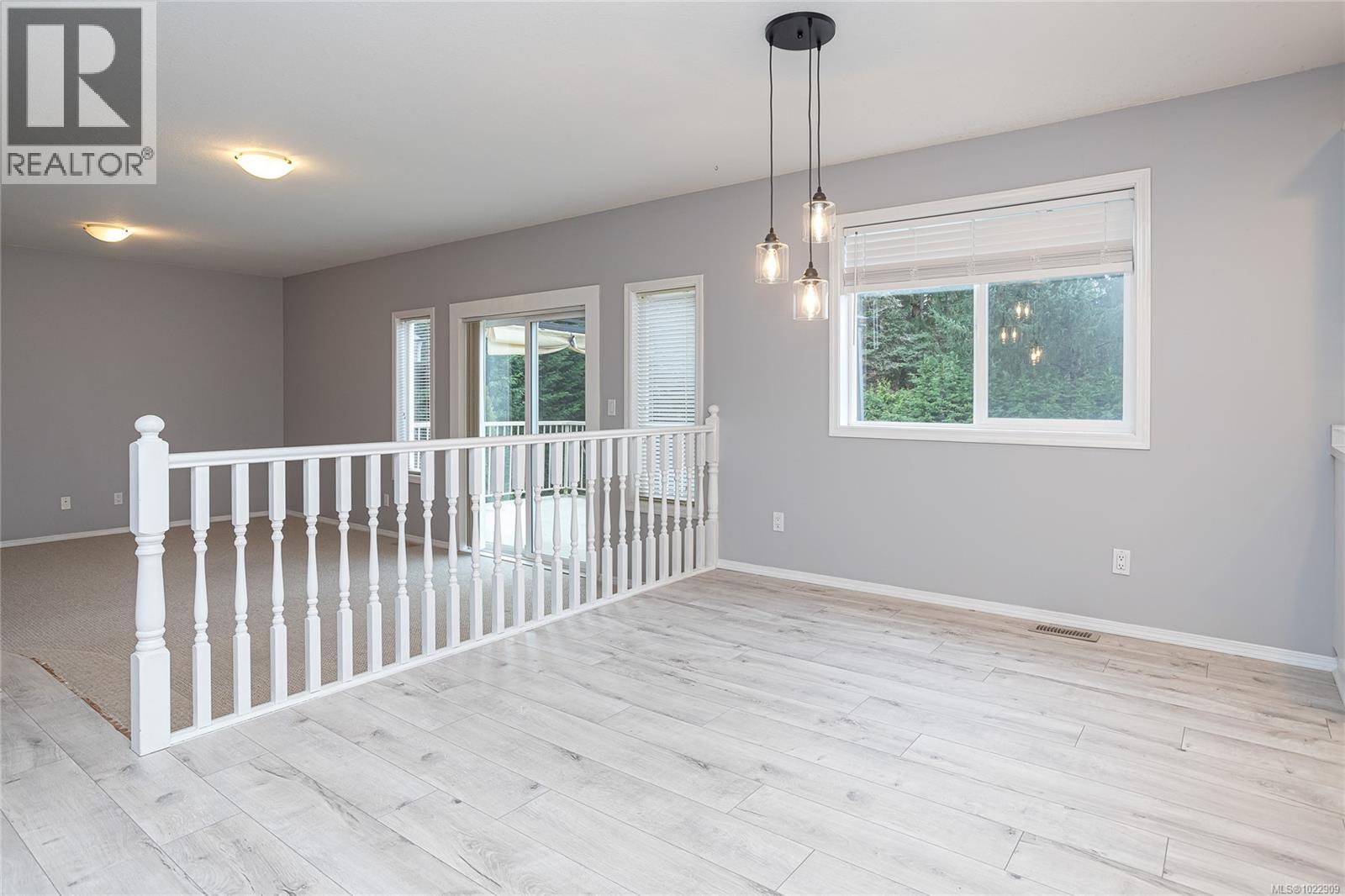 6420 Diana Dr, Duncan