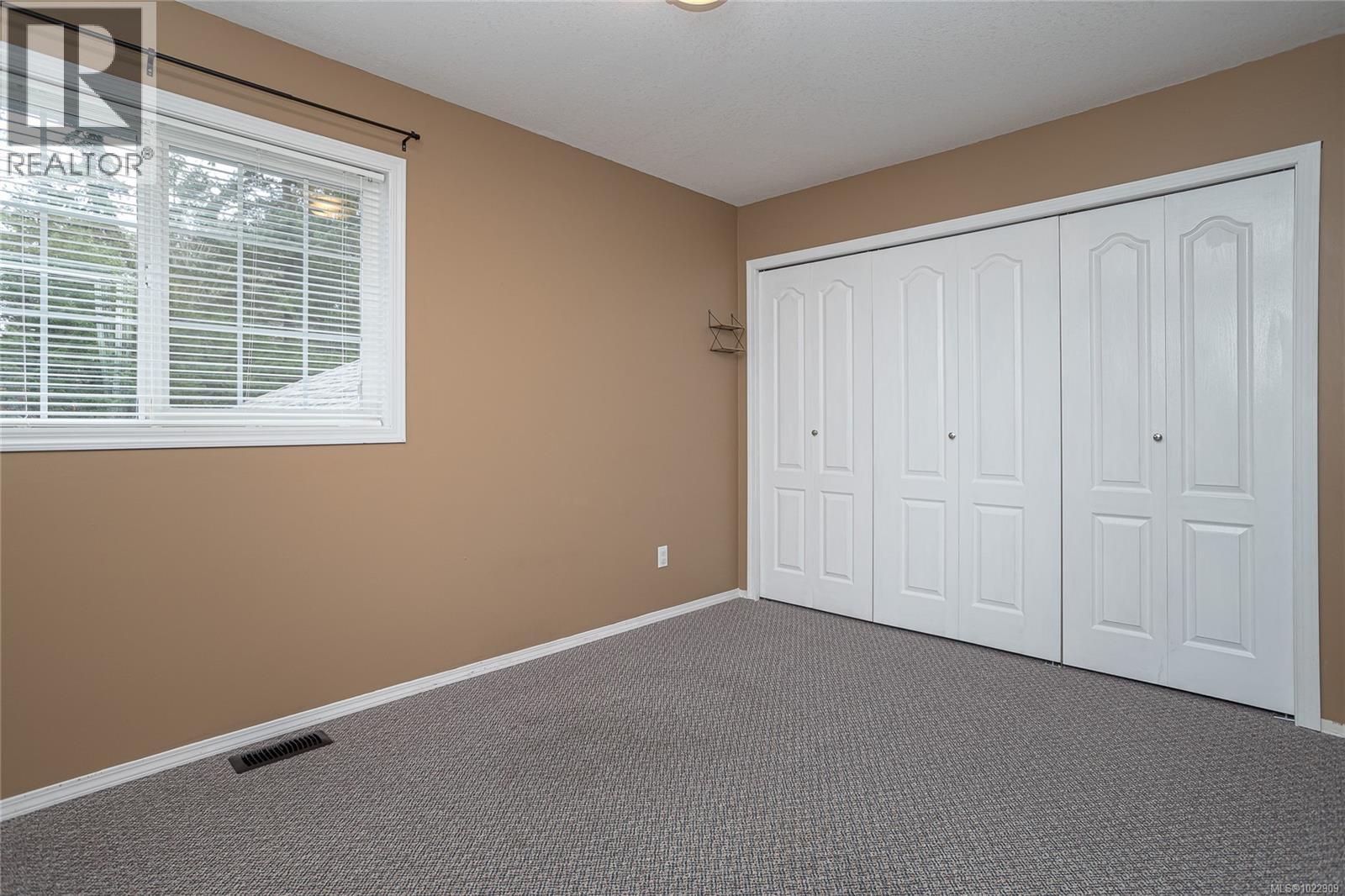 6420 Diana Dr, Duncan