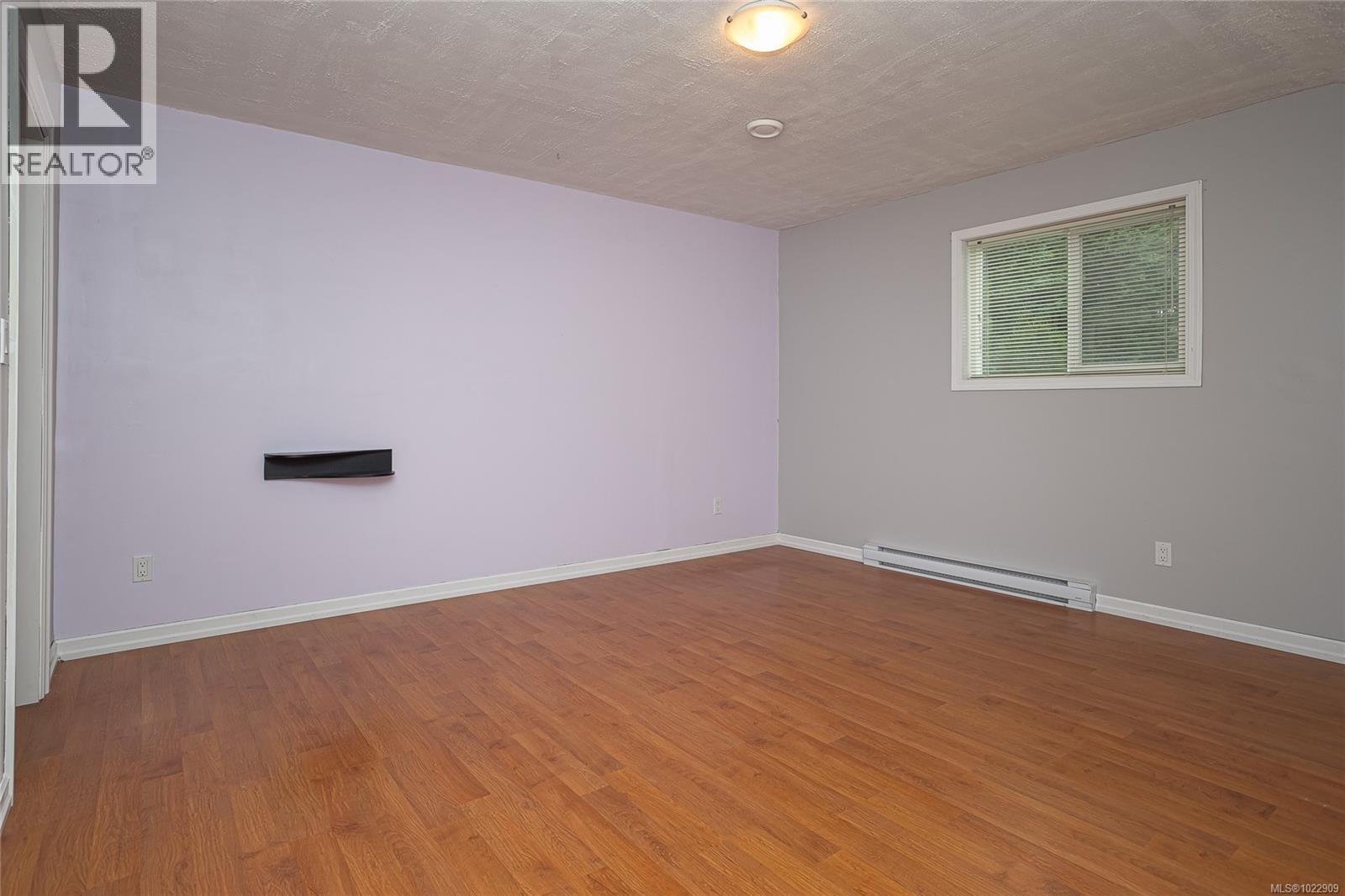 6420 Diana Dr, Duncan