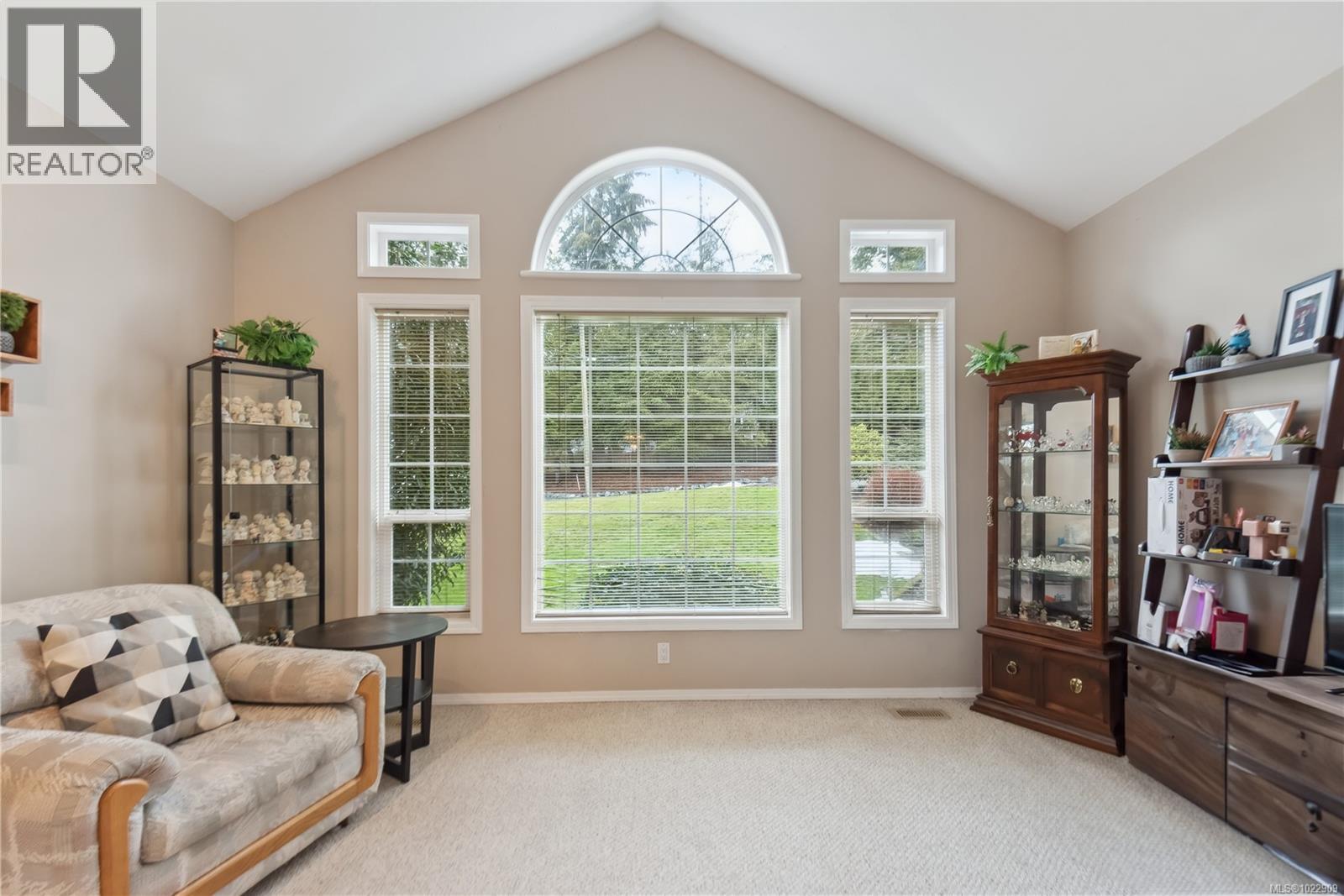 6420 Diana Dr, Duncan