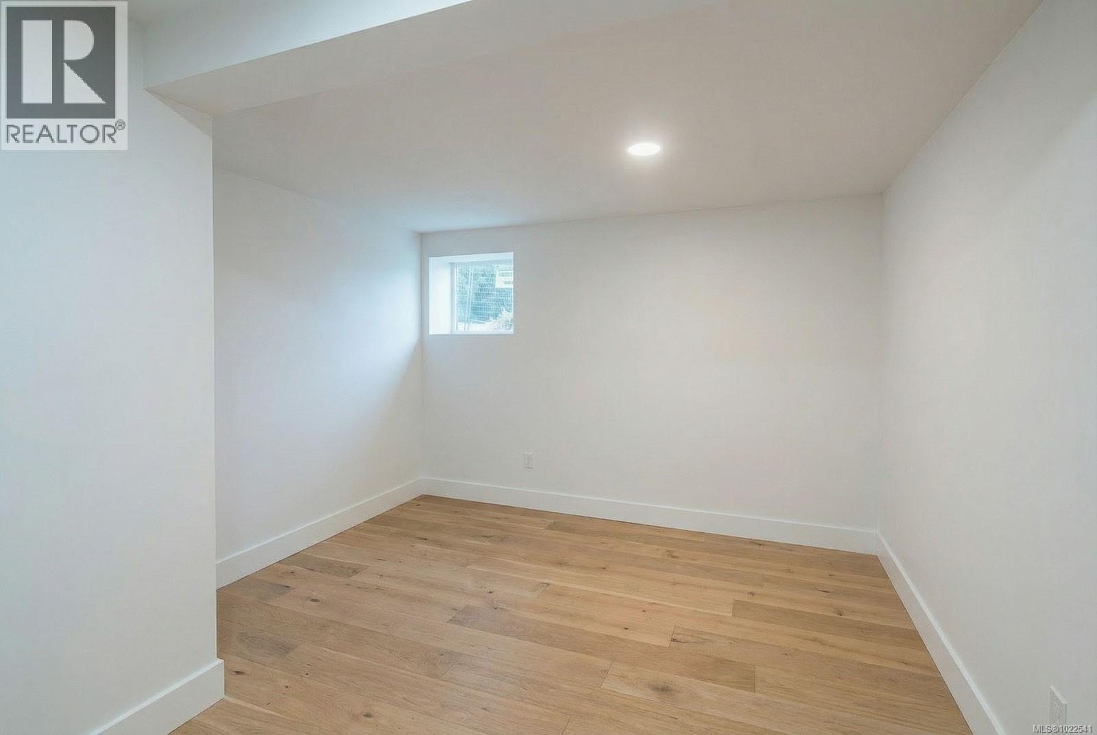 A-112 Roberts St, Ladysmith