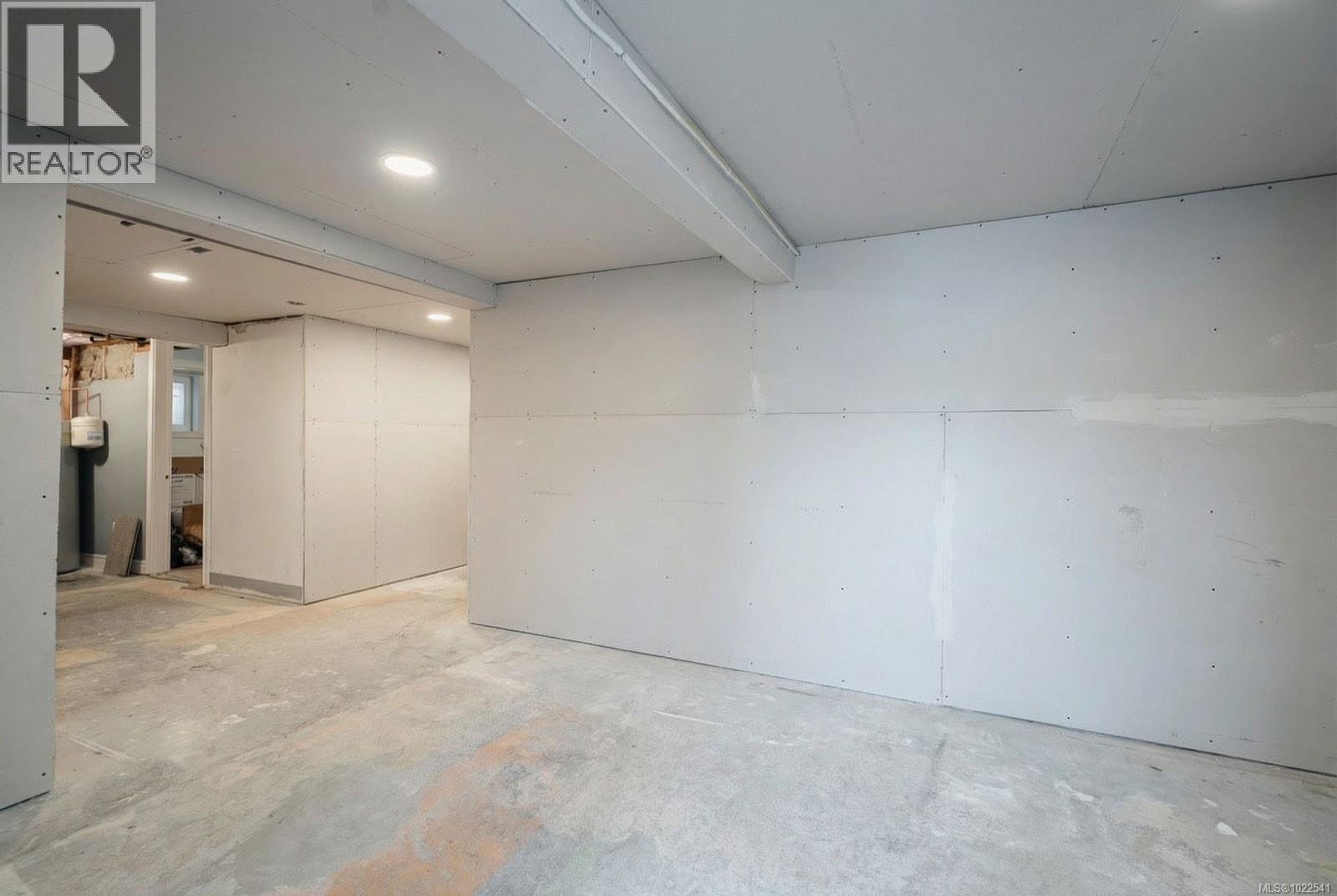 A-112 Roberts St, Ladysmith