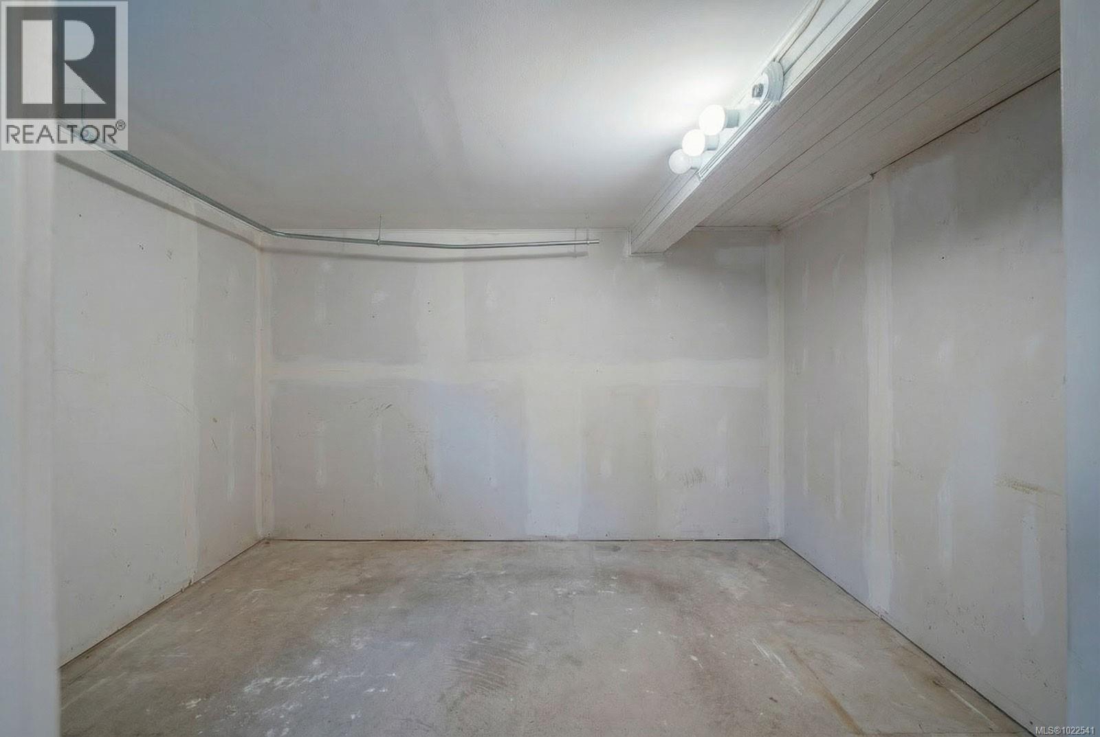 A-112 Roberts St, Ladysmith