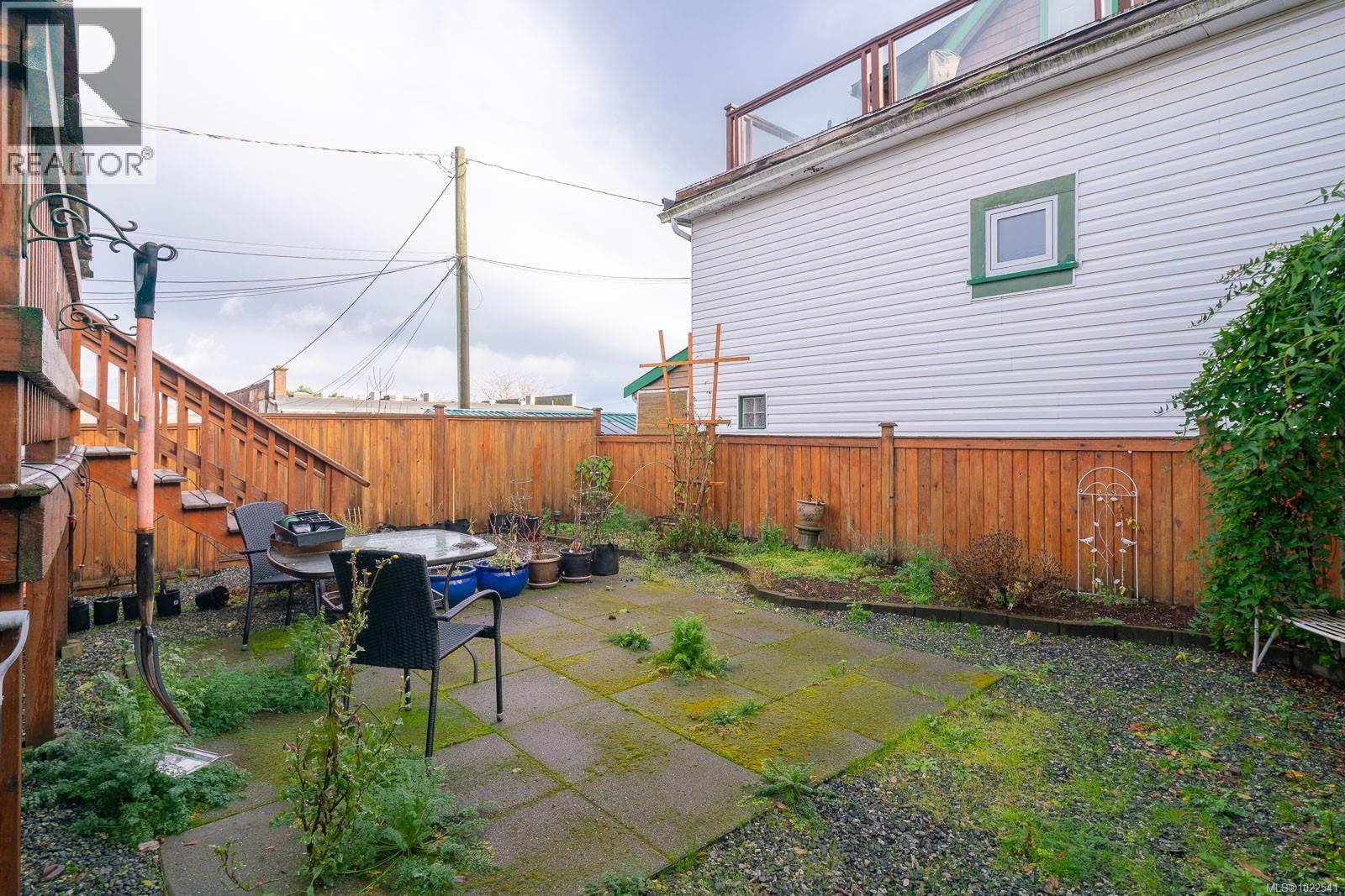 A-112 Roberts St, Ladysmith