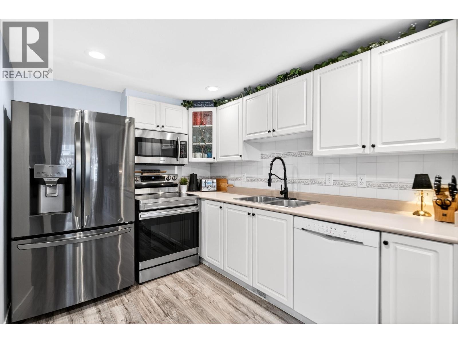 26 21409 DEWDNEY TRUNK ROAD, Maple Ridge