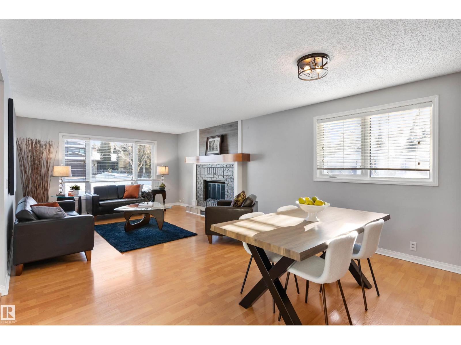 40 WINDSOR CR, St. Albert