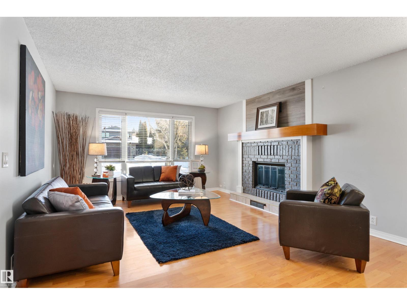 40 WINDSOR CR, St. Albert