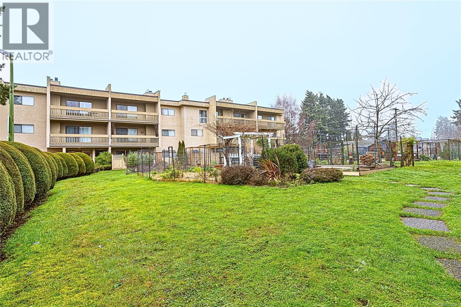 201 363 Morison Ave, Parksville