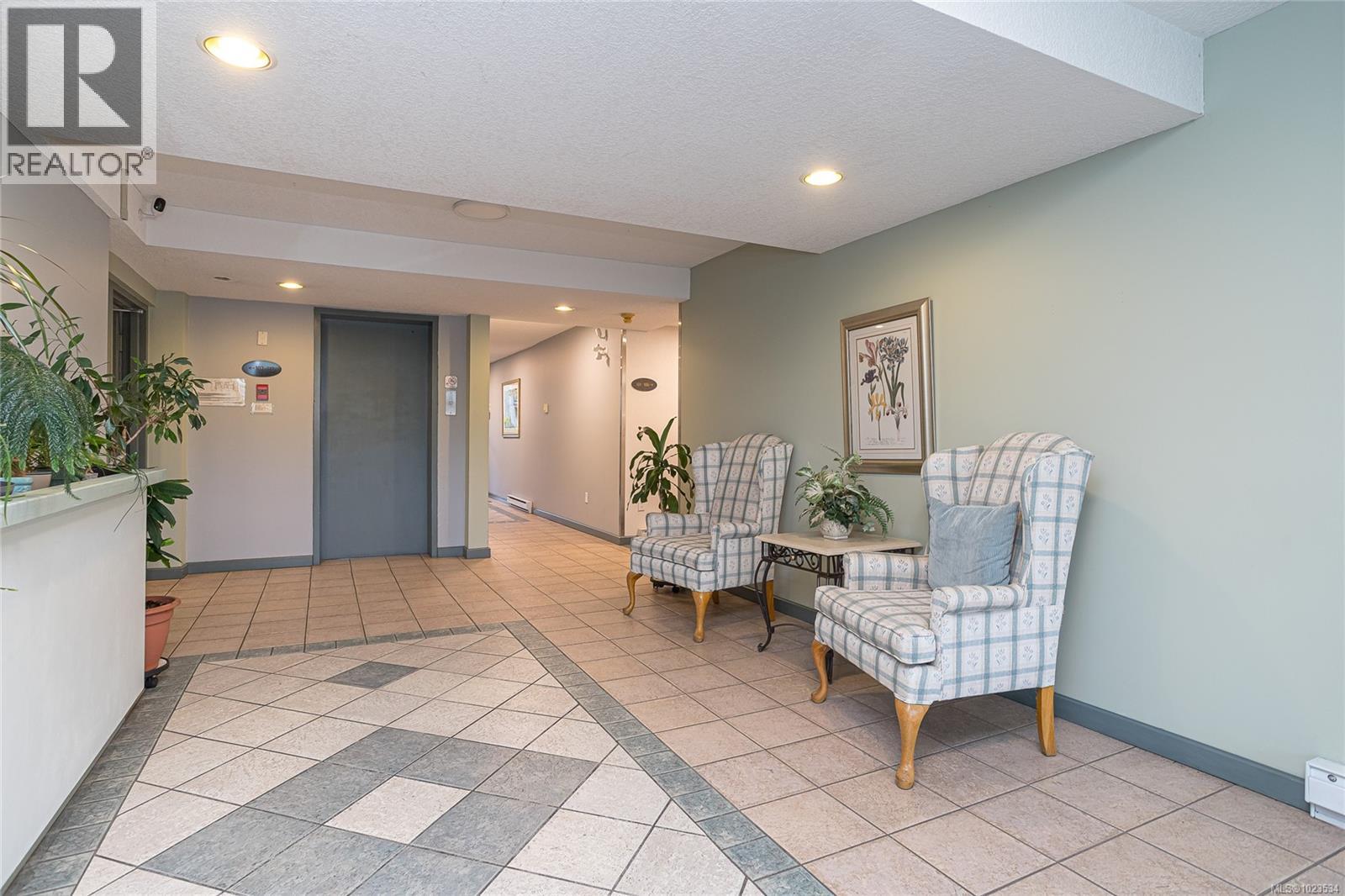 201 363 Morison Ave, Parksville